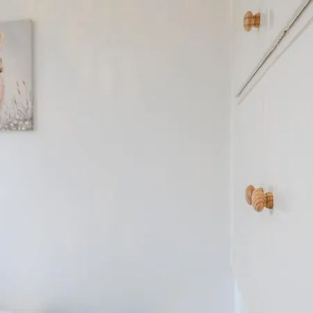 Pass The Keys Divine Spring Escape - Spacious Home-roundhay Park Leeds (West Yorkshire)