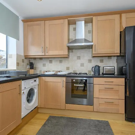 Pass The Keys Divine Spring Escape - Spacious Home-roundhay Park * Leeds (West Yorkshire)