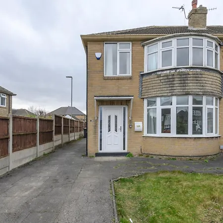 Holiday home Pass The Keys Divine Spring Escape - Spacious Home-roundhay Park *